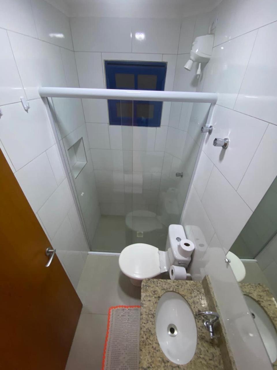 Vila Lorenzi & Apartamentos Убатуба Екстер'єр фото